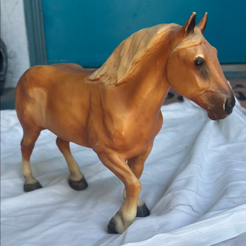 The Breyer model horse “Roy the Belgian Drafter" #455